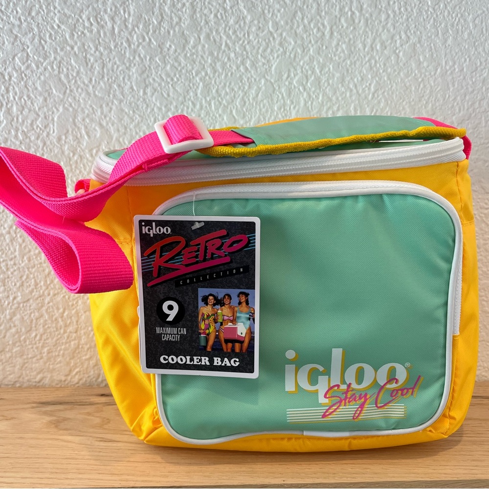 Retro Igloo Cooler Bag Lunchbox